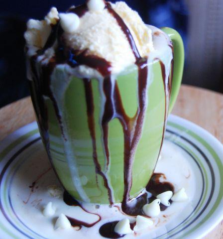 602858_10151396917301425_253932011_n