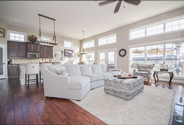 pexels-photo-1082355